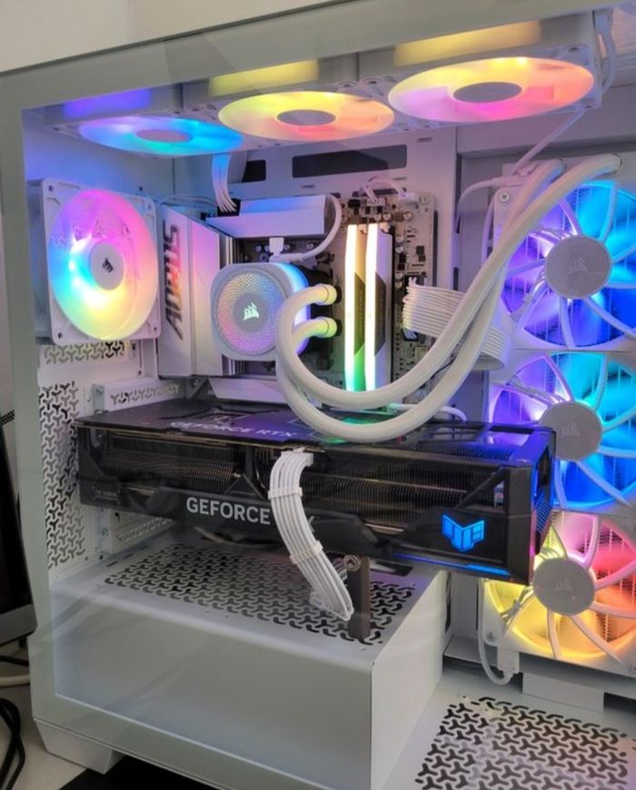 White build high end/PC blanc haute gamme - photo numéro 3