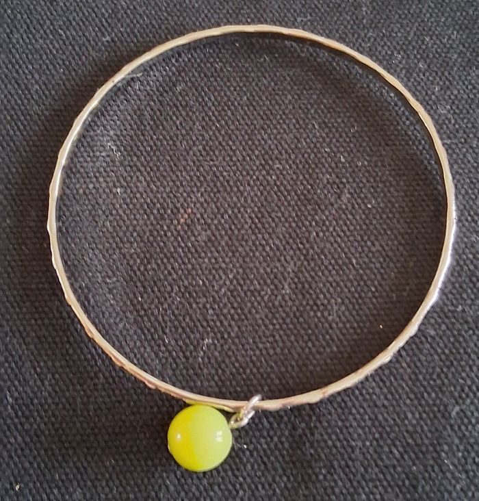 5 bracelets avec breloque - photo numéro 6