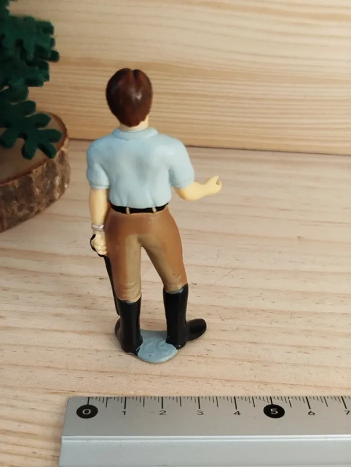 Schleich personnage homme brun Palefrenier - photo numéro 3