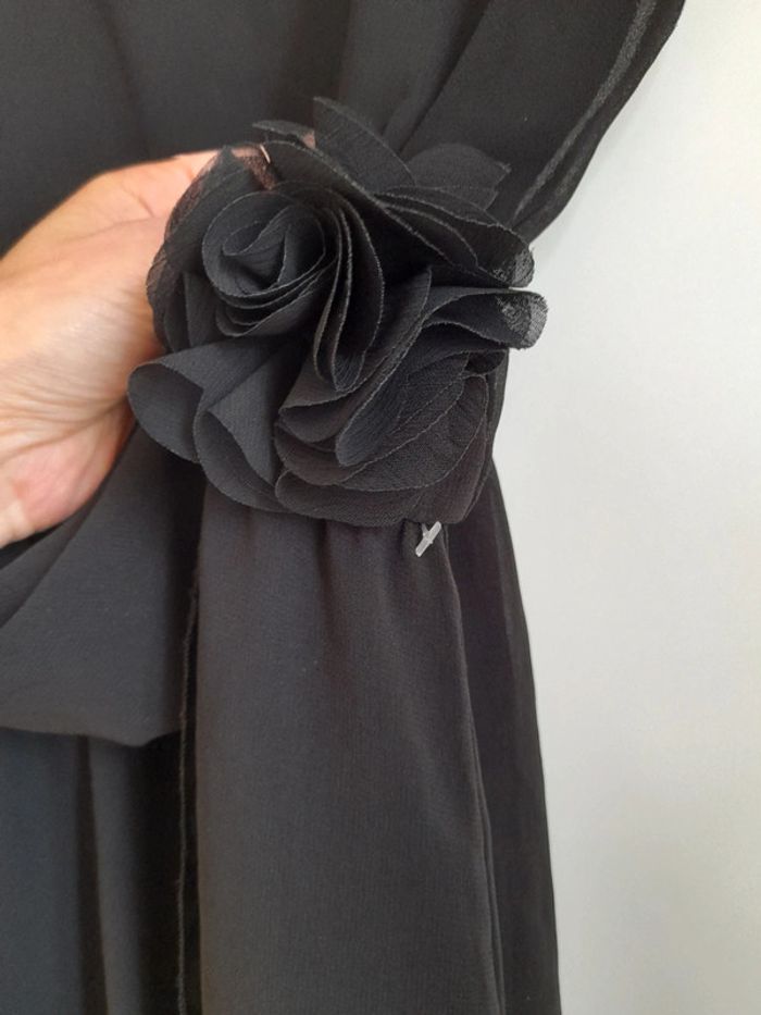 Robe noire - photo numéro 2