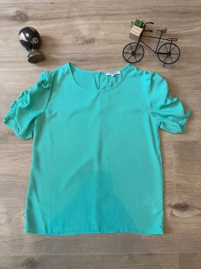 Jolie blouse couleur menthe