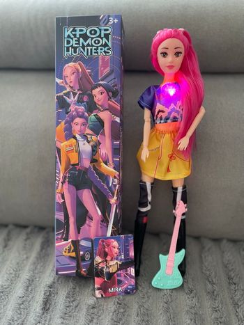 Mira k-pop démon hunters musique 