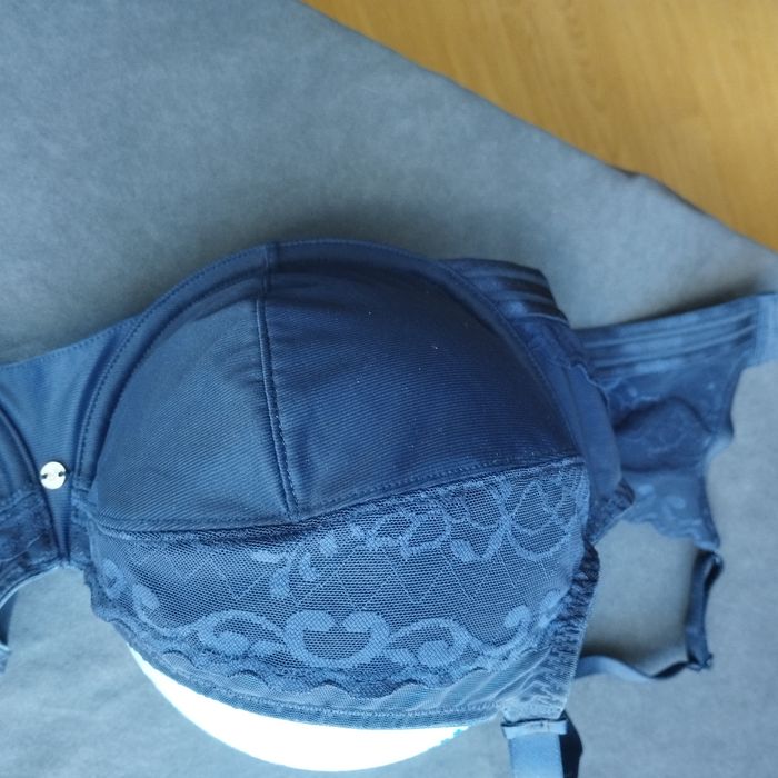 Soutien-gorge Neuf 95D armature - photo numéro 7