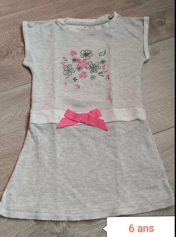 Robe  6  ans