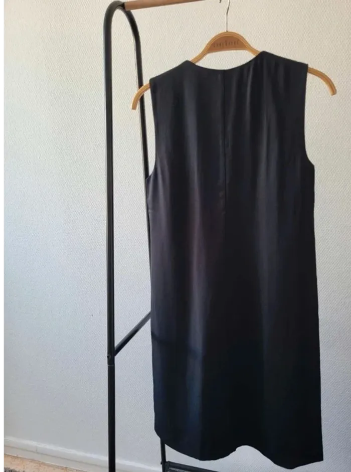 Robe kookai  neuve  taille  34 - photo numéro 4