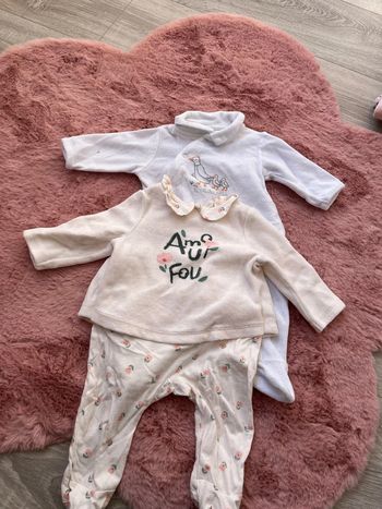 Lot 2 Pyjama velours bébé fille 3 mois