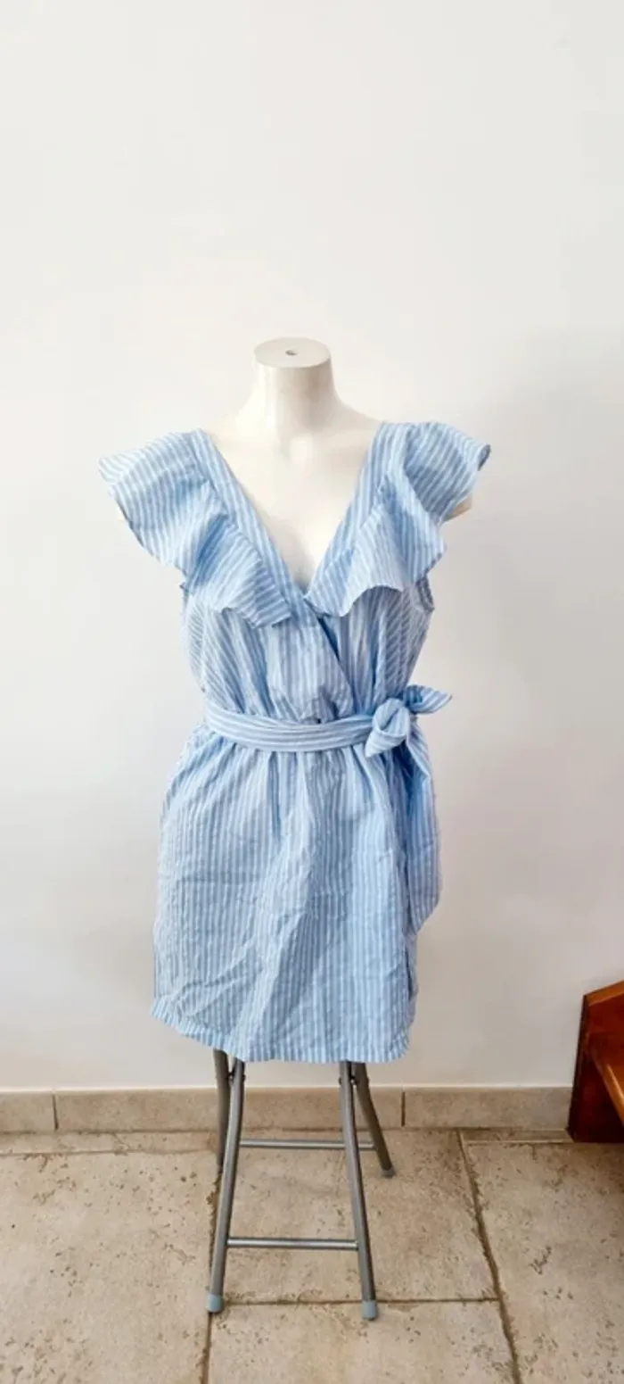 Robe courte bleues blanches rayées asos 40 - photo numéro 5