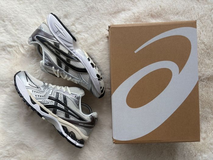Asics Gel Kayano 14