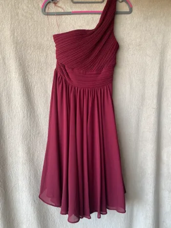 Robe de cérémonie bordeaux