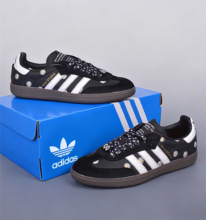 adidas Samba OG x atmos x FACE 'Embroidered Daisies' Taille 36