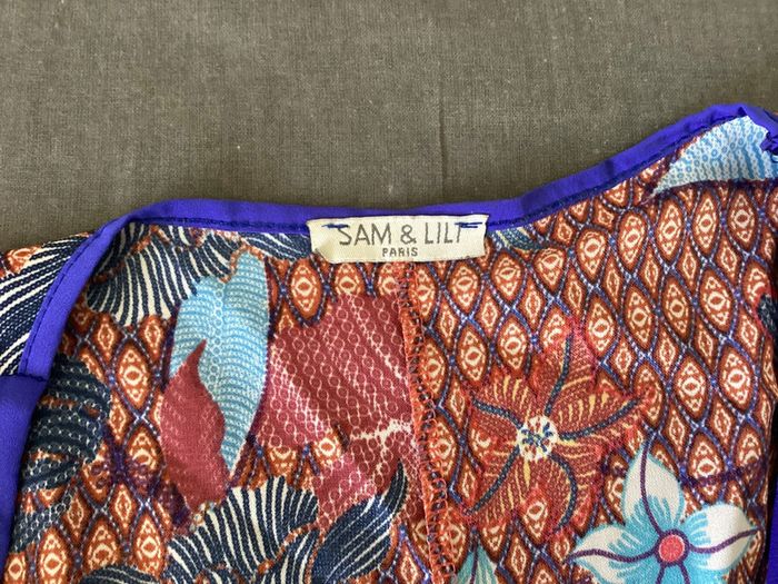 TEE shirt très classe « Sam et Lili «  vérifiez les mesures taille vraiment grand - photo numéro 6