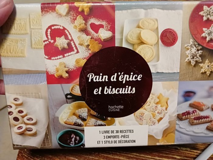 2 coffrets cadeau Macarons/ Biscuits 🎁 NEUF - photo numéro 7