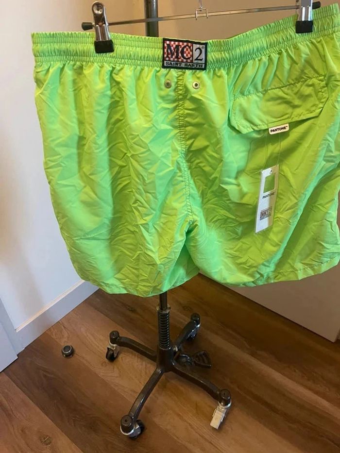 MC2 Saint Barth - Short de bain, "Lighting pantone" Vert fluo, taille L - photo numéro 2