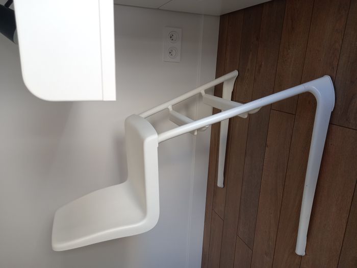 Chaise haute enfant - photo numéro 3