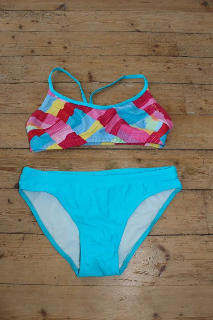 Jolie maillot de bain bleu Decathlon