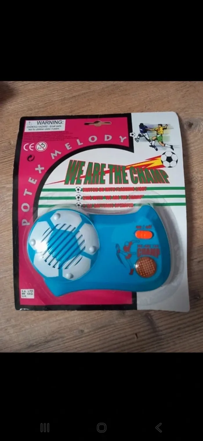 Jouet musical foot « We are the champ » neuf