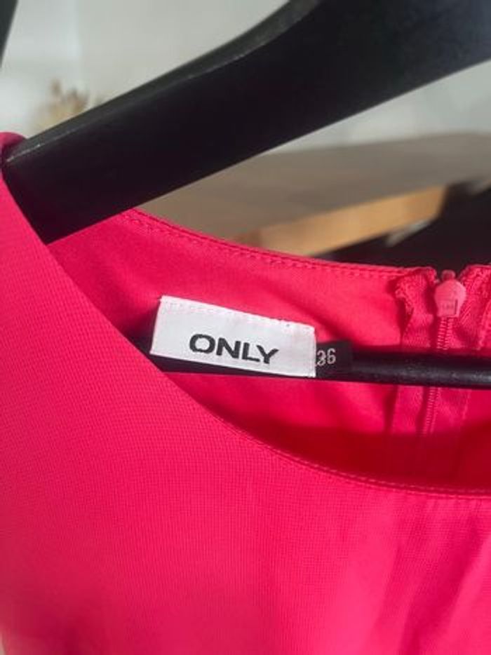 Robe fluide cintré rose Only S 36 - photo numéro 4