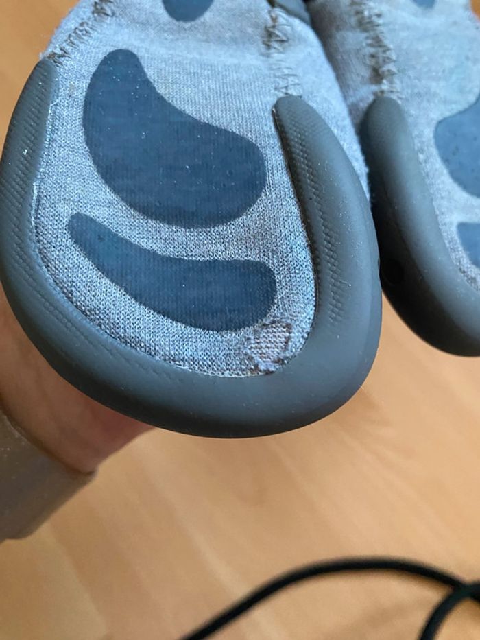 Chaussons de gym gris Taille 23 - photo numéro 3
