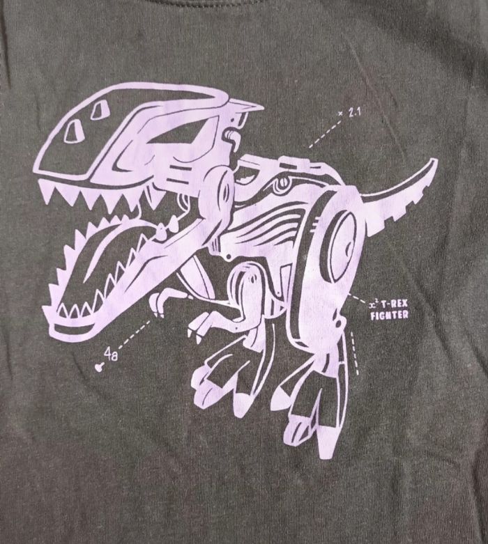 T-shirt garçon 8 ans - photo numéro 2