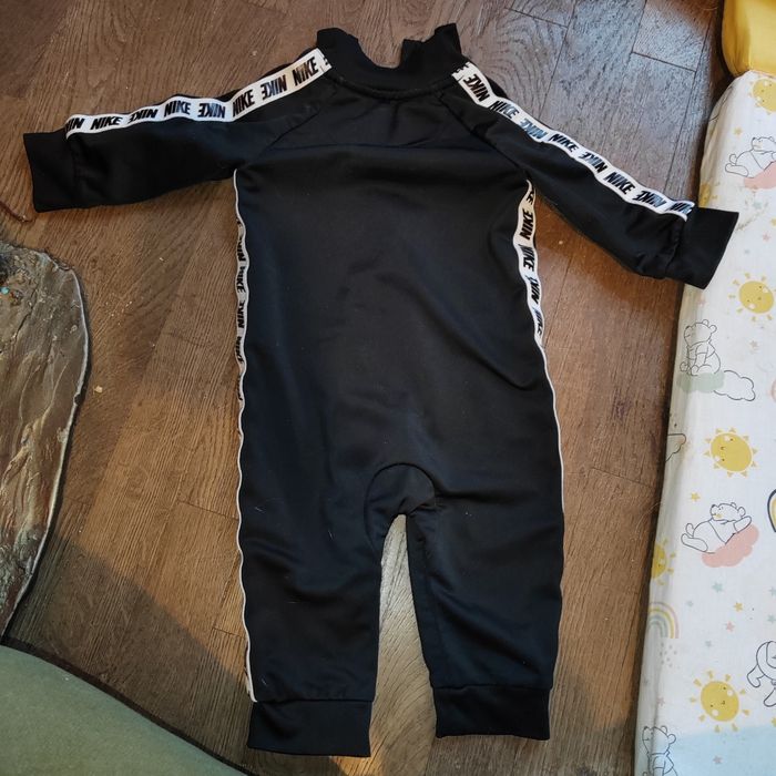 Emsemble Nike - photo numéro 3