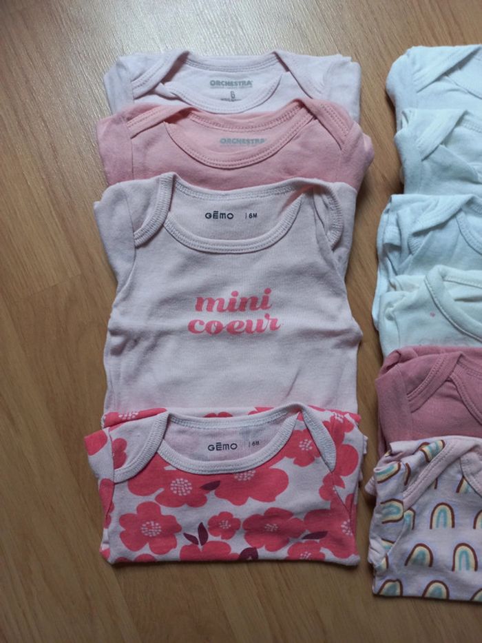 Lot de vêtements filles 6 mois - photo numéro 4