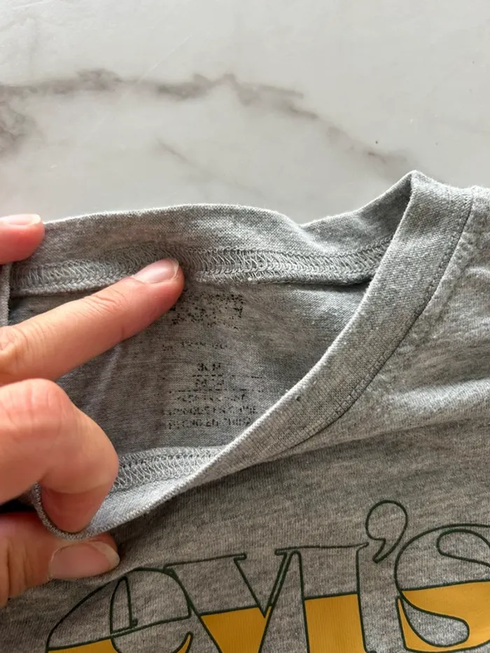 Haut Levi’s 36 mois - photo numéro 3