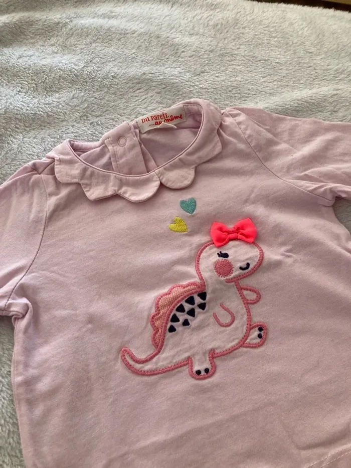 T-shirt dinosaures 6 mois