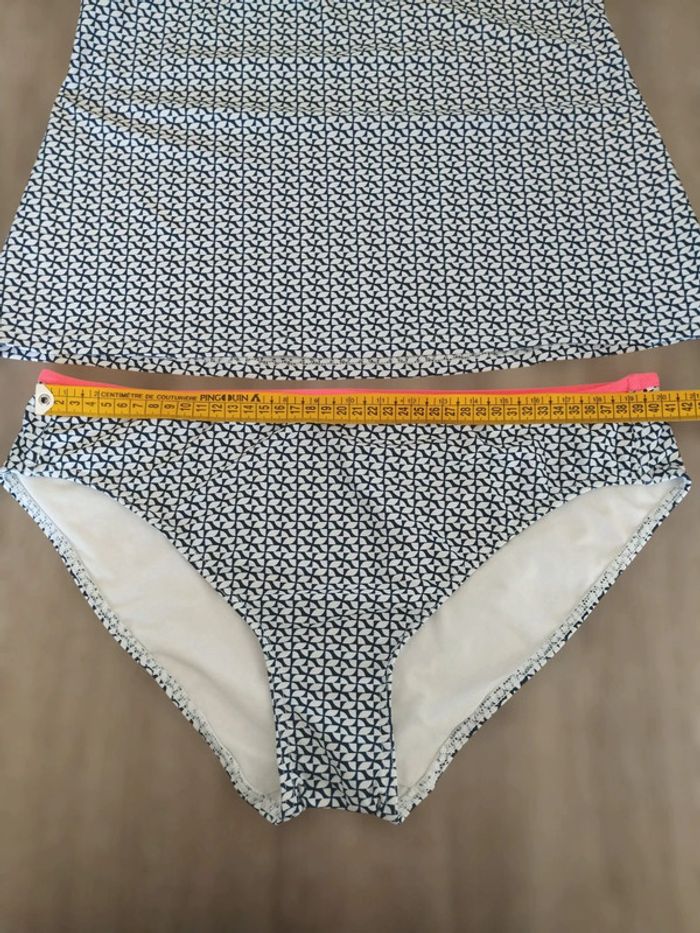 Très beau maillot de bain 2 pièces T40/42 (voir mensurations car plus étiquette de taille 😊)Tribord - photo numéro 2