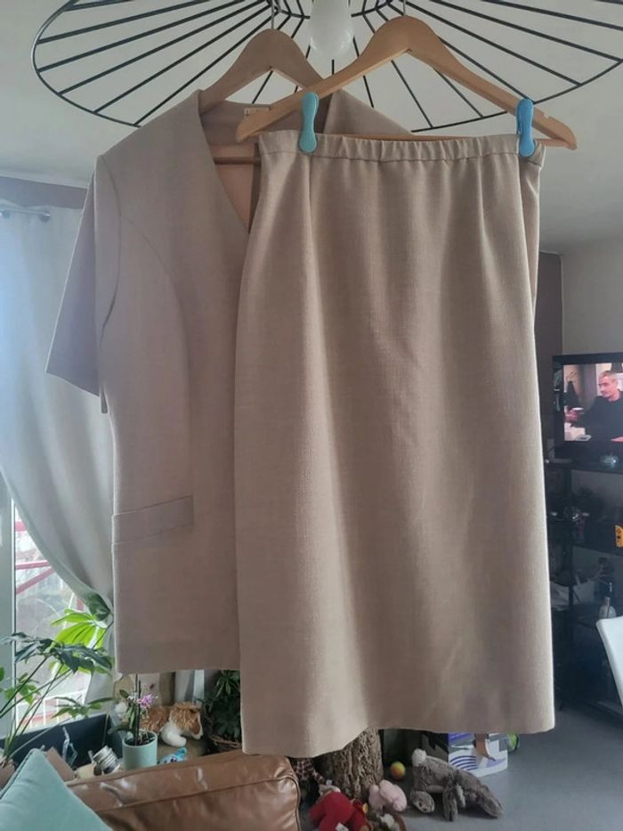 Tailleur Janine Pauporte taille 3 beige - photo numéro 16