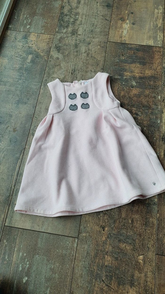 Robe Obaïbi 18 mois en très bon état