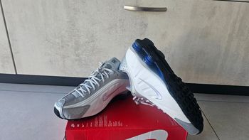 Nike Shox R4