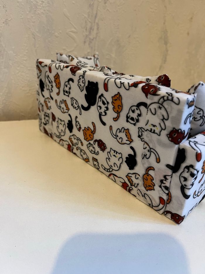 Canapé / meuble pour barbie Neuf - photo numéro 4