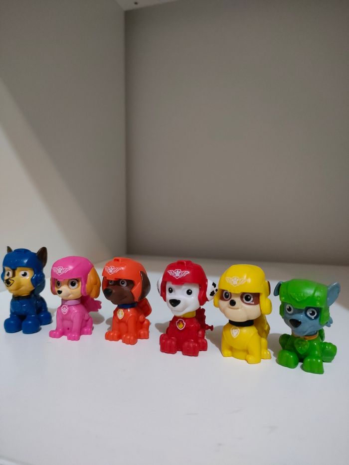 Lot de 6 figurines pat patrouille