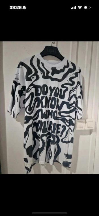 T-shirt ~ neuf ~ noir&blanc