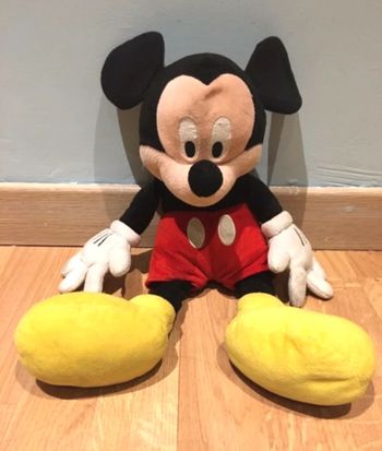 Peluche Mickey
