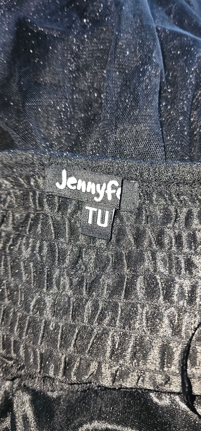 Robe noire pailletée - photo numéro 4