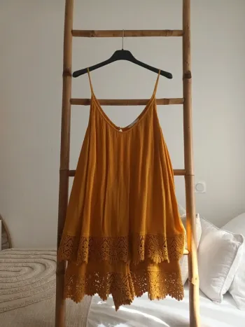Combishort effet gaze de coton et dentelle H&M taille 36