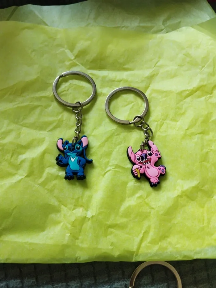 Lot F : stitch