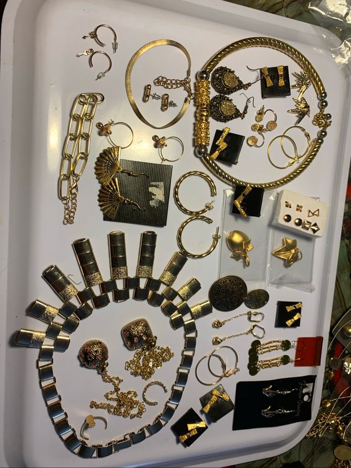 Gros lot bijoux couleur dorée ( lire descriptif) - photo numéro 4