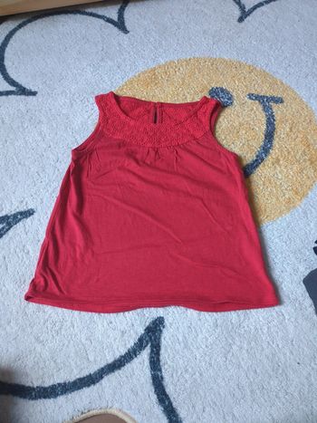 Débardeur rouge Vertbaudet broderie fleurs 6 ans neuf