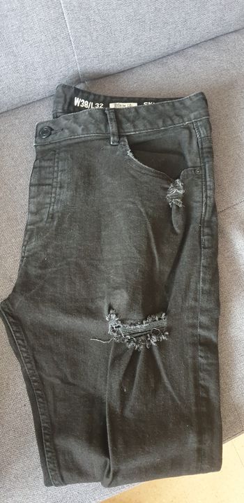 Jean skinny à trou