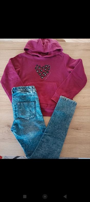 Pull et jean jegging 10 ans