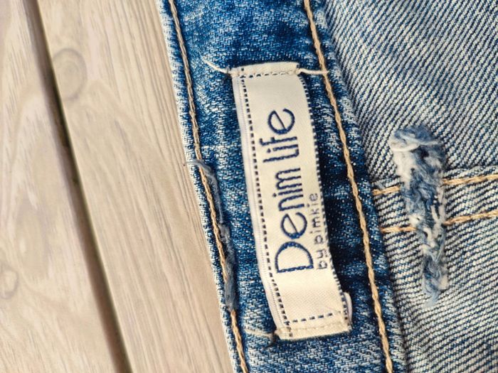Jeans a trous - photo numéro 4
