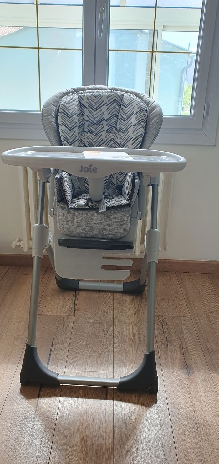 Chaise haute NEUVE joie