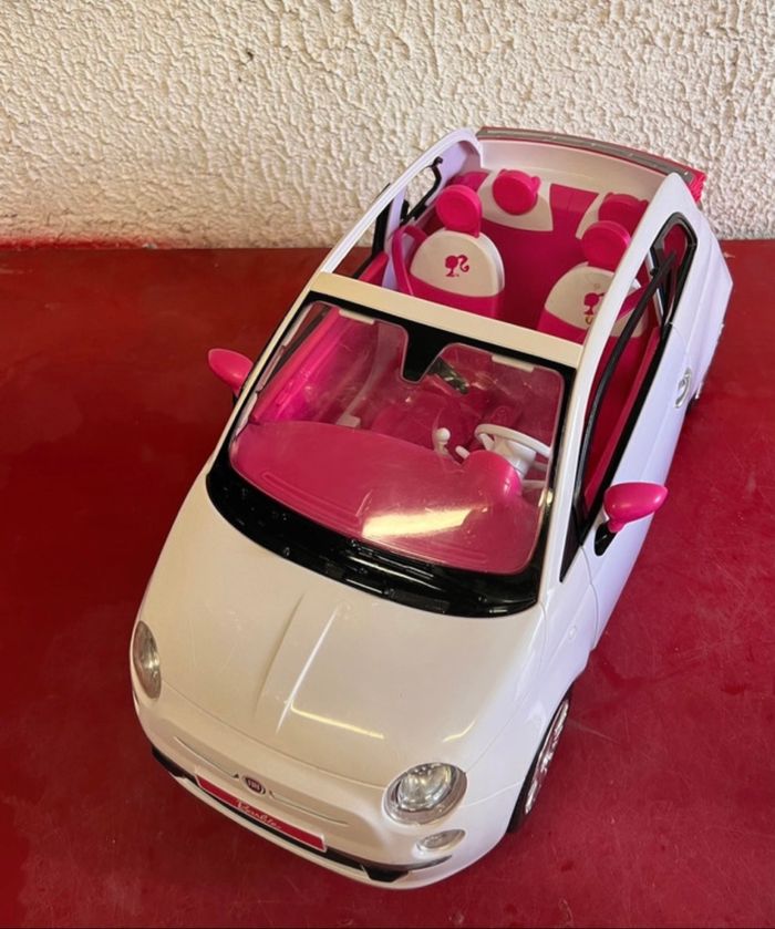 Voiture Fiat 500 Barbie - photo numéro 3