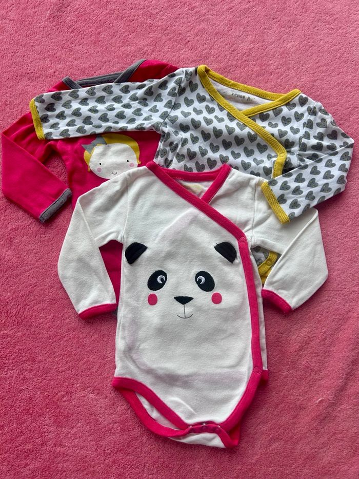 Lot de bodies - photo numéro 4