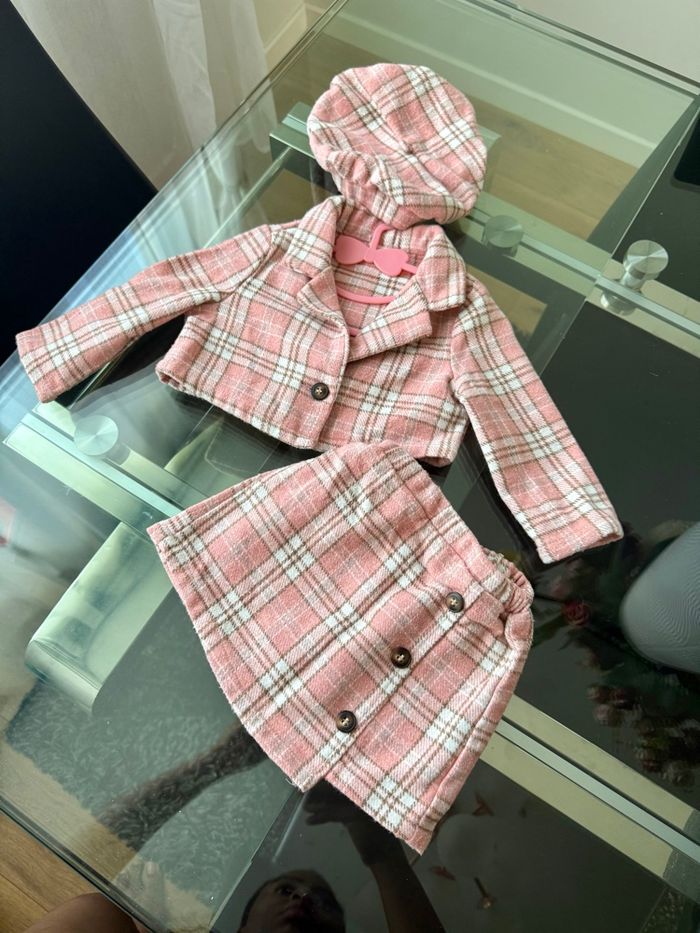 Ensemble bébé fille veste chapeau et jupe 6 à 9 mois rose - photo numéro 2