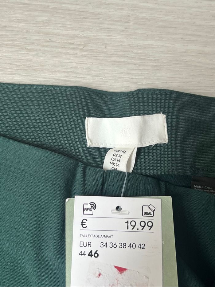 Pantalon élastique ourlet fendu vert H&M - photo numéro 5