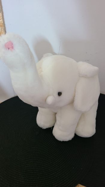 doudou éléphant blanc