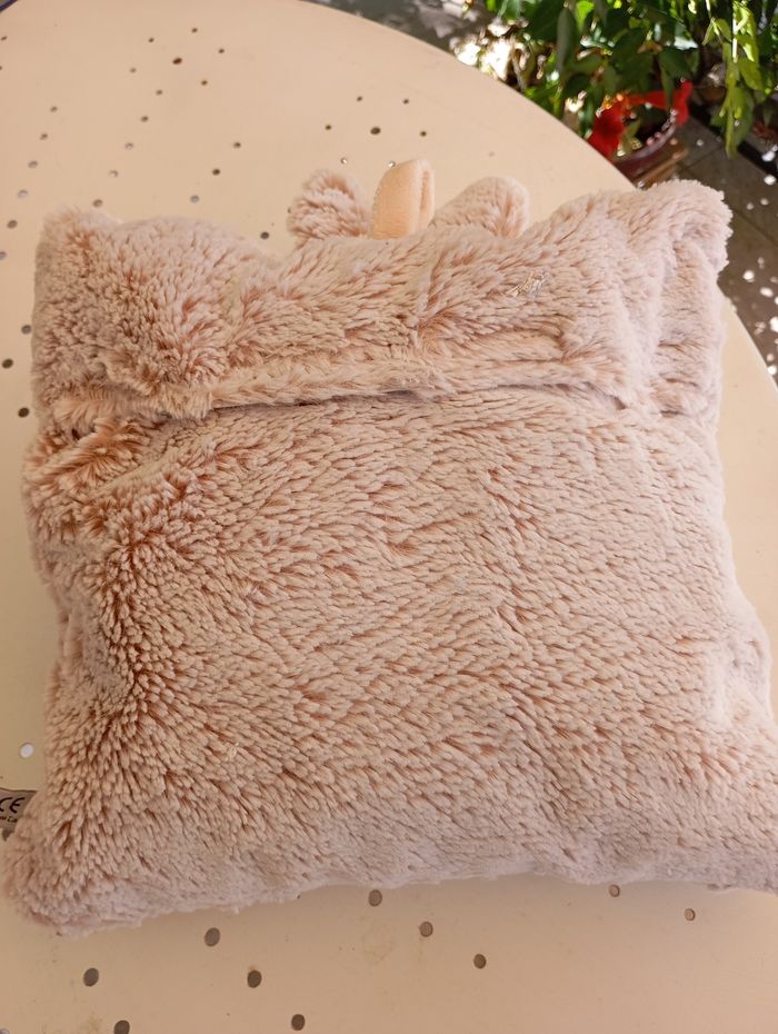 Peluche range pyjama/coussin lapin - photo numéro 4